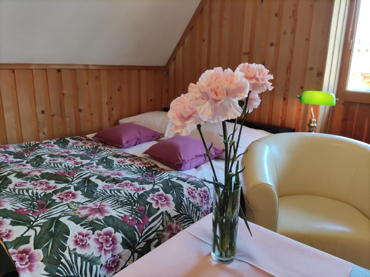 Zakatek Pod Smrekami Bed & Breakfast Koscielisko Luaran gambar